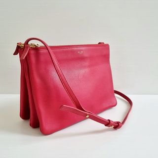 (Kategori: ) berada di . Dikirim oleh kiano_shoes (ID iklan 1349468411, Gambar 1). Deskripsi: .