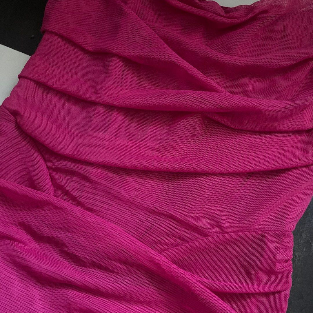 Forever21 corset Bodycon mini dress (Category: Dresses) located in Agoo. Submitted by st3ffy (Listing ID 1349376479, Image 3). Description: Fuschia pink with boning xs on tag can fit s .