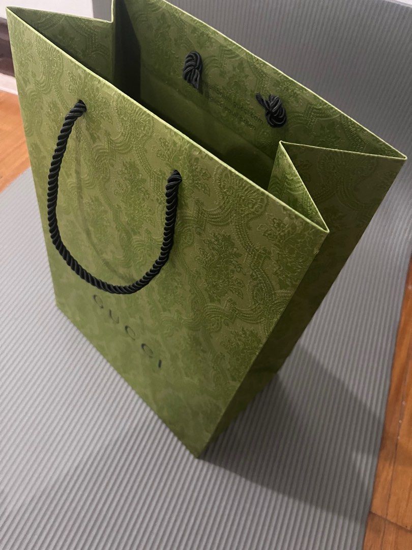 Gucci paperbag (Category: Luxury Bags & Wallets) located in Quezon City. Submitted by lemunjuice (Listing ID 1349490617, Image 2). Description: Size in cm 35 x 26 x 14 Loc: Batasan Hills QC near Ever Gotesco Commonwealth Payment thru GCash or BDO only. Shipping fees will be shouldered by the buyer. .