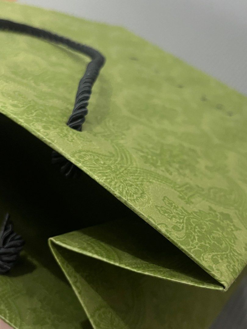 Gucci paperbag (Category: Luxury Bags & Wallets) located in Quezon City. Submitted by lemunjuice (Listing ID 1349490617, Image 3). Description: Size in cm 35 x 26 x 14 Loc: Batasan Hills QC near Ever Gotesco Commonwealth Payment thru GCash or BDO only. Shipping fees will be shouldered by the buyer. .