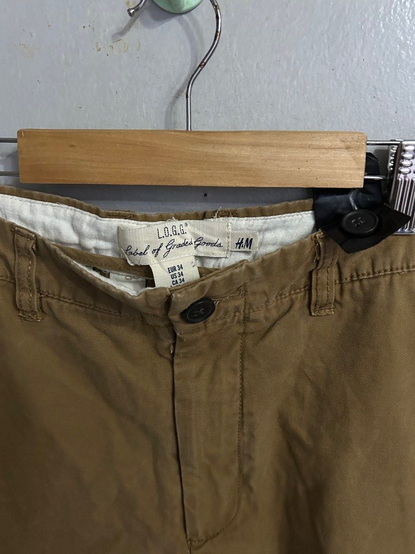 H&M khaki chino short (Category: Chinos) located in General Trias. Submitted by Theoseller28 (Listing ID 1349369180, Image 3). Description: .