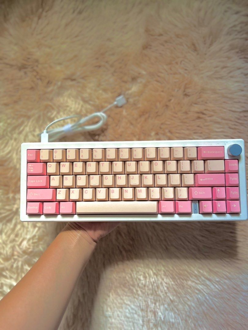 Keyboard | GMK 67 | Pink keyboard (Category: Computer Keyboard) located in Isulan. Submitted by sushiva (Listing ID 1349529249, Image 2). Description: —GMK 67 (with box) — can pass as bnew! 🩷 -KTT Kang white switches –used once or twice lang - Modded by Strike Mods - RFS: decluttering • Impulse buy Pm me for the sound test Location: Tacurong City, Mindanao .