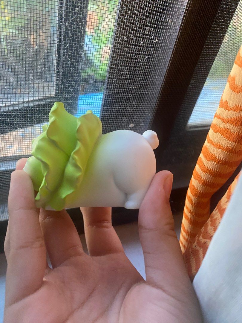 lettuce dog (Category: Plushies & Soft Toys) located in Bulacan. Submitted by aetherina (Listing ID 1349457666, Image 2). Description: Random lettuce dog. .