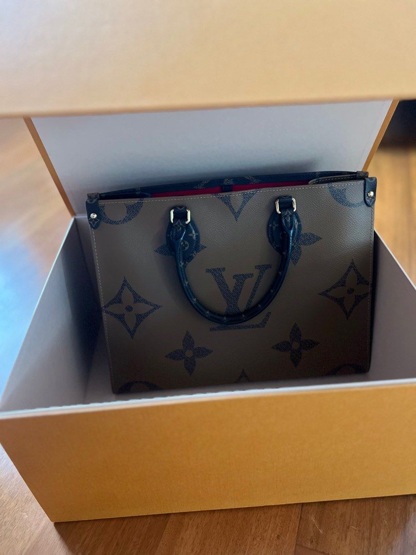 Louis Vuitton On The Go Box only (Category: Luxury Bags & Wallets) located in Santa Rosa. Submitted by a.i.b. (Listing ID 1349433803, Image 3). Description: Brand: Louis Vuitton This is box of my ON THE GO bag. Box in pristine condition. This is a preloved item so please manage your expectations. No reservation, whoever pays first gets the item. I can only ship on weekends. Thank you.