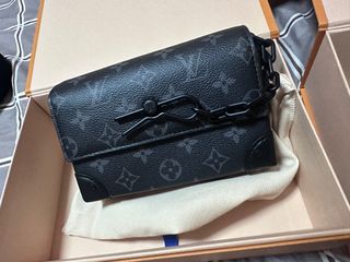(Category: ) located in . Submitted by huihui_0 (Listing ID 1349503655, Image 1). Description: .