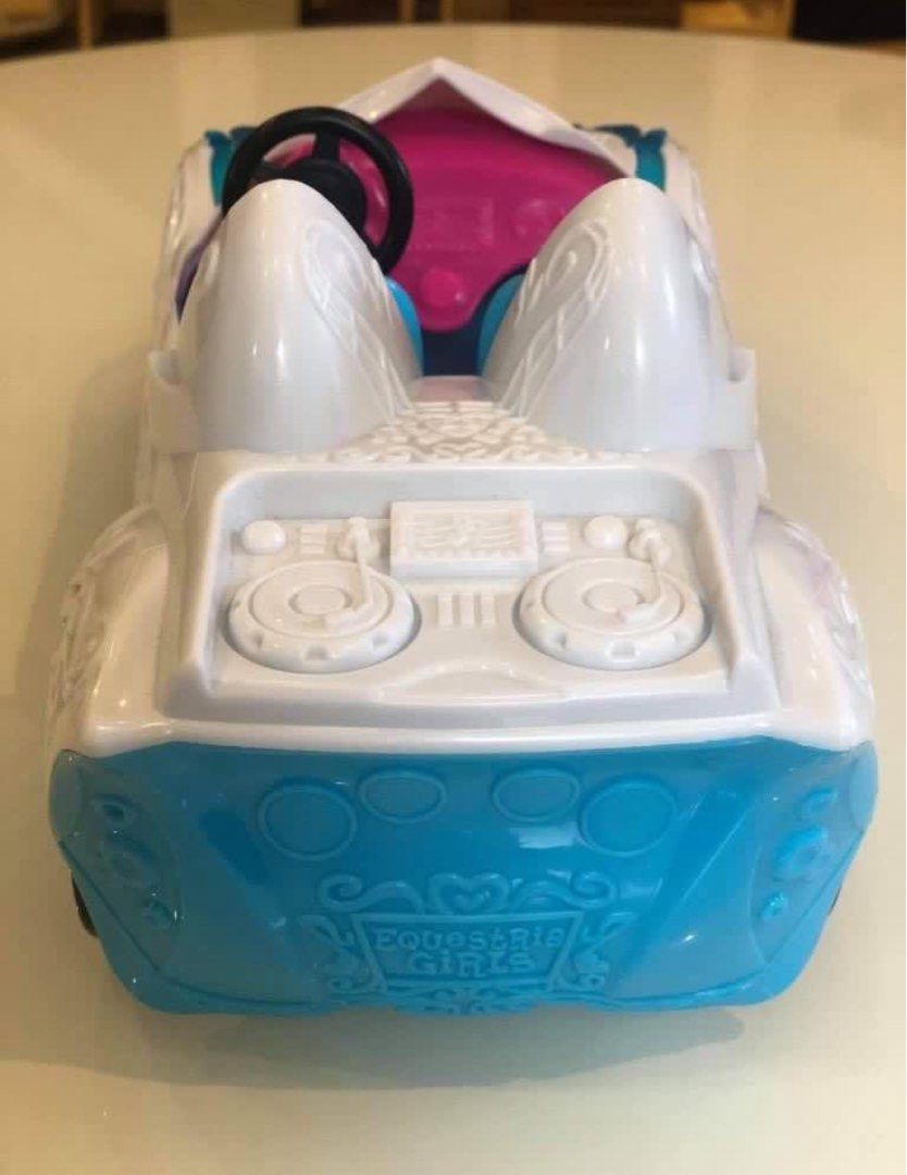 My Little Pony Car (Category: Kids Toys) located in Quezon City. Submitted by stuffamania (Listing ID 1349399229, Image 3). Description: super cute in actual malinis maayos.