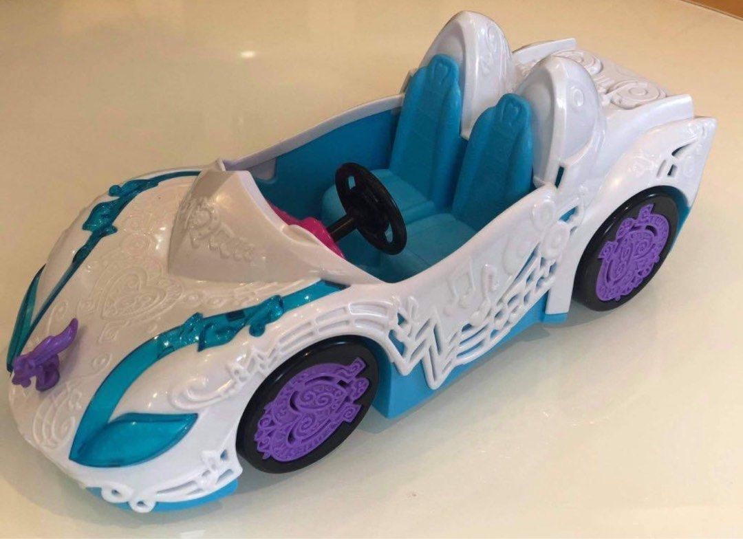 My Little Pony Car (Category: Kids Toys) located in Quezon City. Submitted by stuffamania (Listing ID 1349399229, Image 1). Description: super cute in actual malinis maayos.