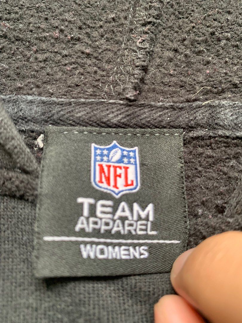 NFL Green Bay Packers (Category: Others Tops) located in Manila. Submitted by paulowens_ (Listing ID 1349465586, Image 3). Description: NFL GREEN BAY PACKERS No issue Best fit M - L Womens 19 x 21.5 600 + sf.