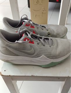 (Category: ) located in . Submitted by shoesausa (Listing ID 1349510902, Image 1). Description: .