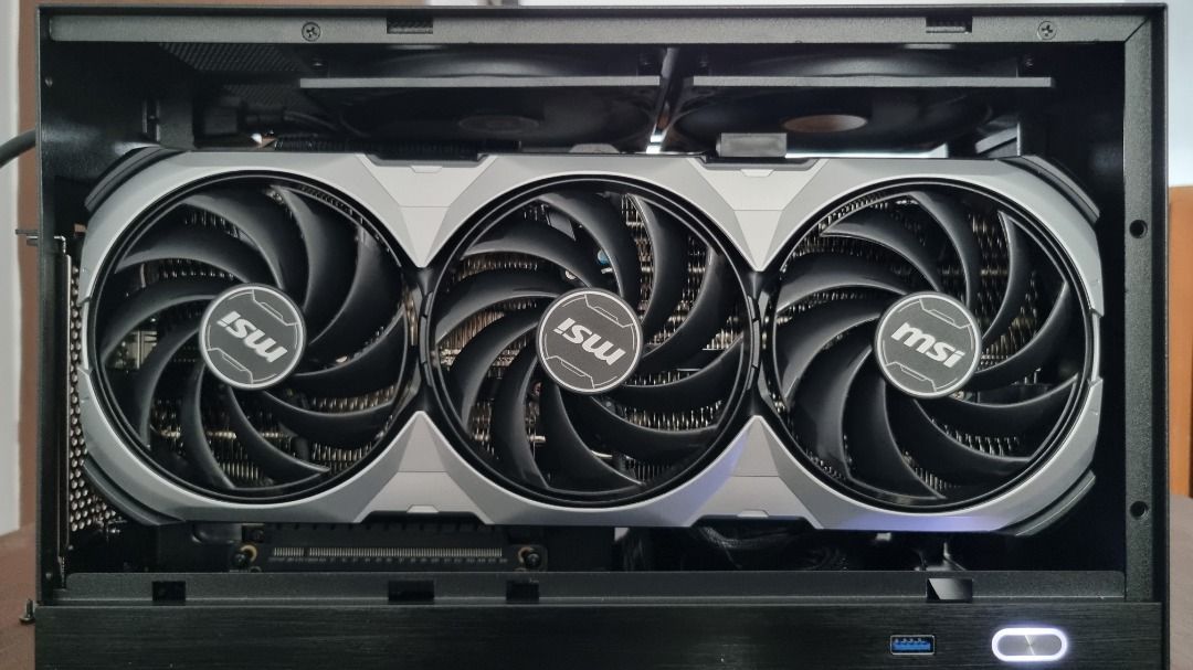 Shiny Snake/KXRORS S400 (7800X3D + RTX 4080 Super) SFF/ITX Gaming PC ...