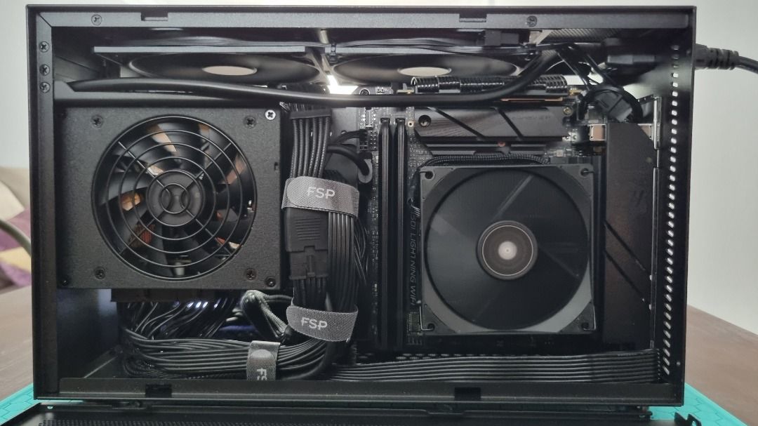 Shiny Snake/KXRORS S400 (7800X3D + RTX 4080 Super) SFF/ITX Gaming PC ...