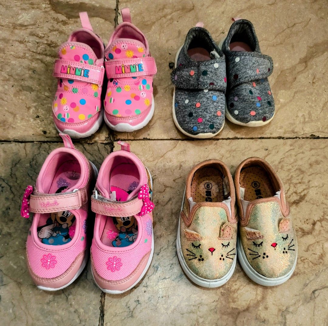 Shoes for 1 - 3 years old (take all) (Category: Babies & Kids Fashion) located in Quezon City. Submitted by Z_project2go (Listing ID 1349378228, Image 2). Description: Take all.. size 6 and 7. All bought in the US: 2 Minnie Mouse (1 with led light up?) 1 Carter's 1 from Ross shoes SF co buyer. payment first..