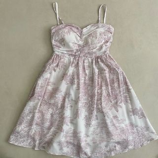(Category: ) located in . Submitted by everythingoes (Listing ID 1349398778, Image 1). Description: .