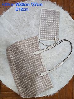 （分類：）位於 。 由 msfairytale 提交（商品編號 1349455199，圖片 1）。簡介： 。