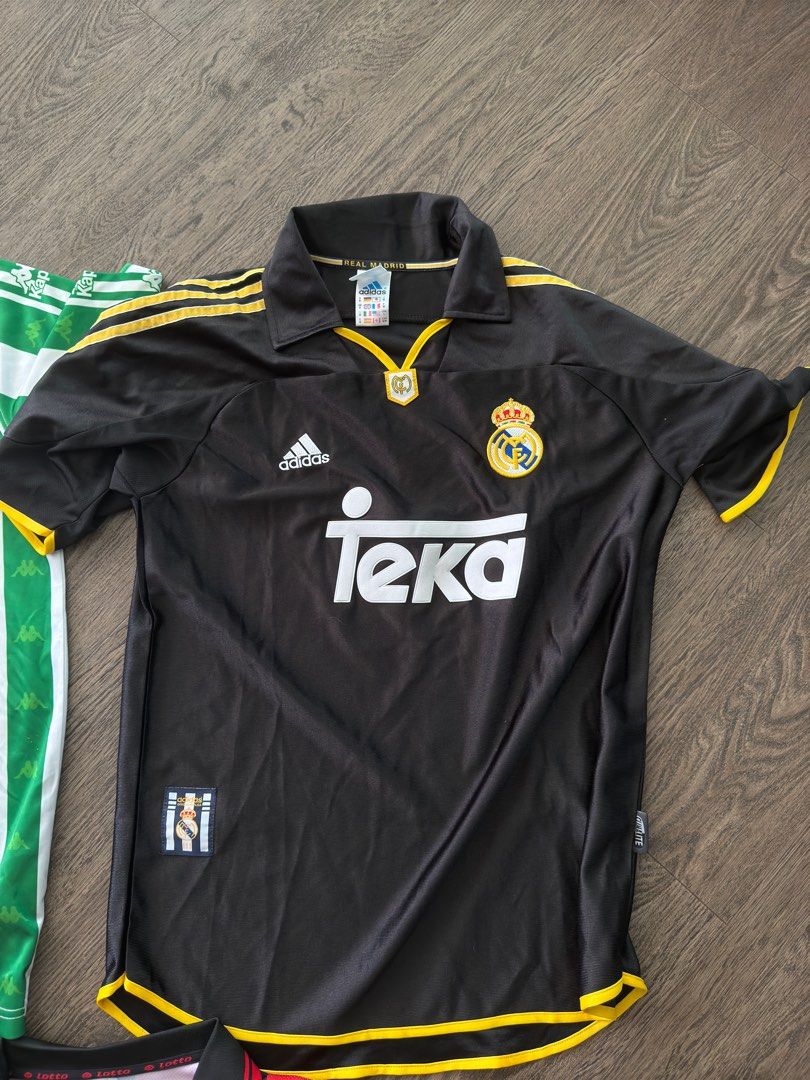 Vintage Football Jerseys, Real Madrid, Barcelona, Ajax, Real Betis, AC Milan (Category: Shirts) located in Singapore. Submitted by singaporeanman (Listing ID 1349402165, Image 1). Description: 30 a piece! two for 50 three for 60.