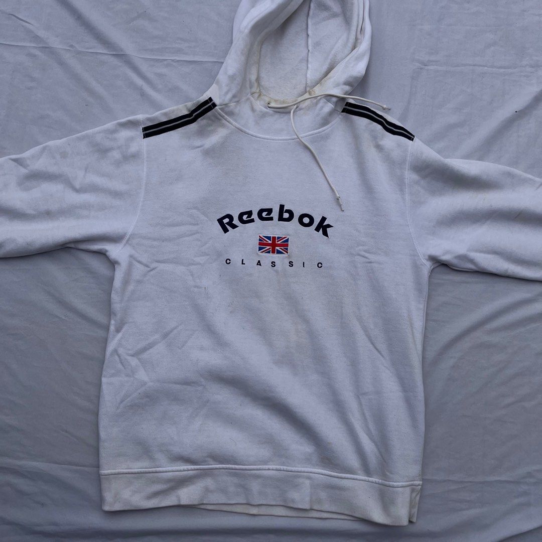 00’s Reebok Classic Hoodie (Category: Coats, Jackets and Outerwear) located in Manila. Submitted by gelodeclutterist (Listing ID 1349608996, Image 2). Description: For sale! 00’s Reebok Vintage Classic Pull over Hoodie Size L to XL Issue: Washable Stain Fix price Can do meet-ups around Manila or ship via JNT/Lalamove 799 only + SF Take note: Color may vary due to lighting.