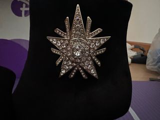 （分類：）位於 。 由 rhrhs 提交（商品編號 1349563427，圖片 1）。簡介： 。