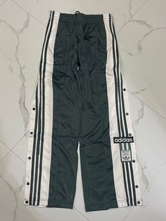 （分類：）位於 。 由 oliviaa_a 提交（商品編號 1349687018，圖片 1）。簡介： 。