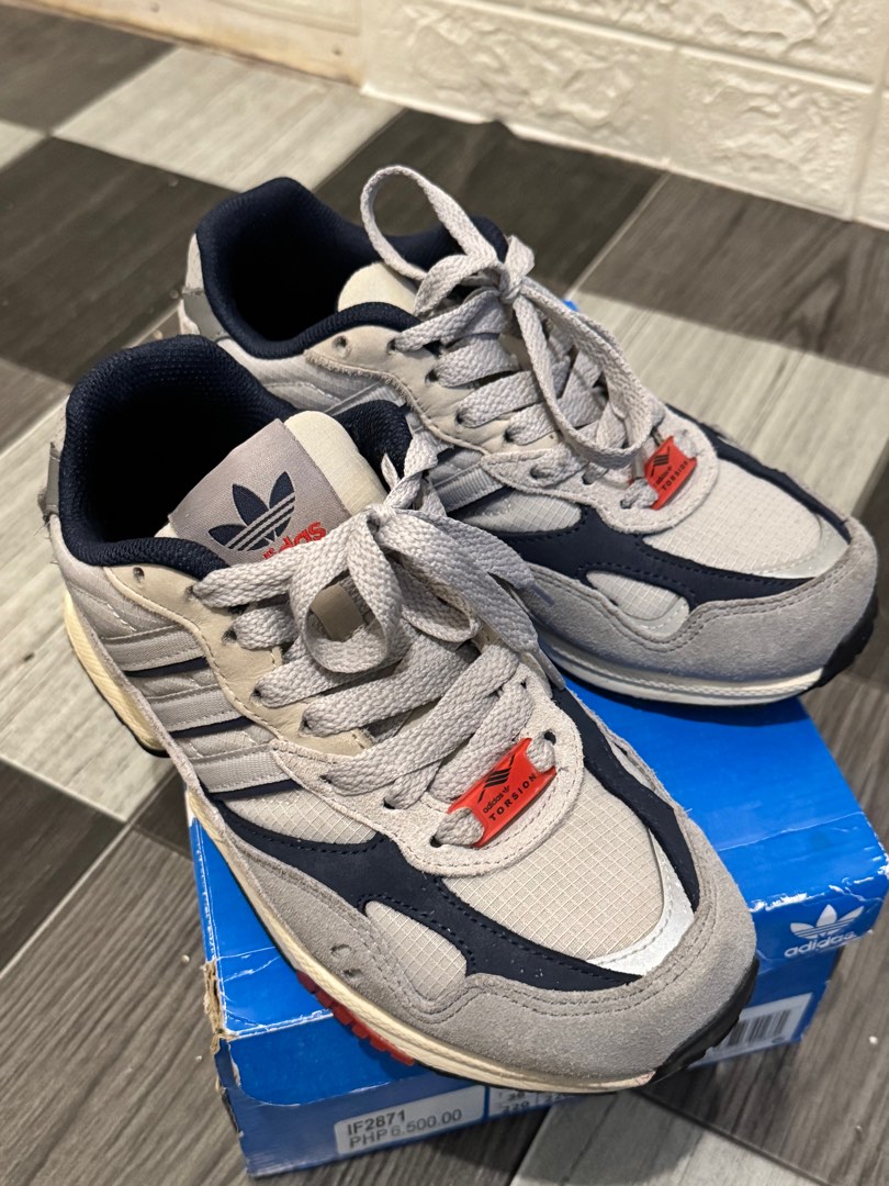 Adidas Torsion, Men's Fashion, Footwear, Sneakers on Carousell