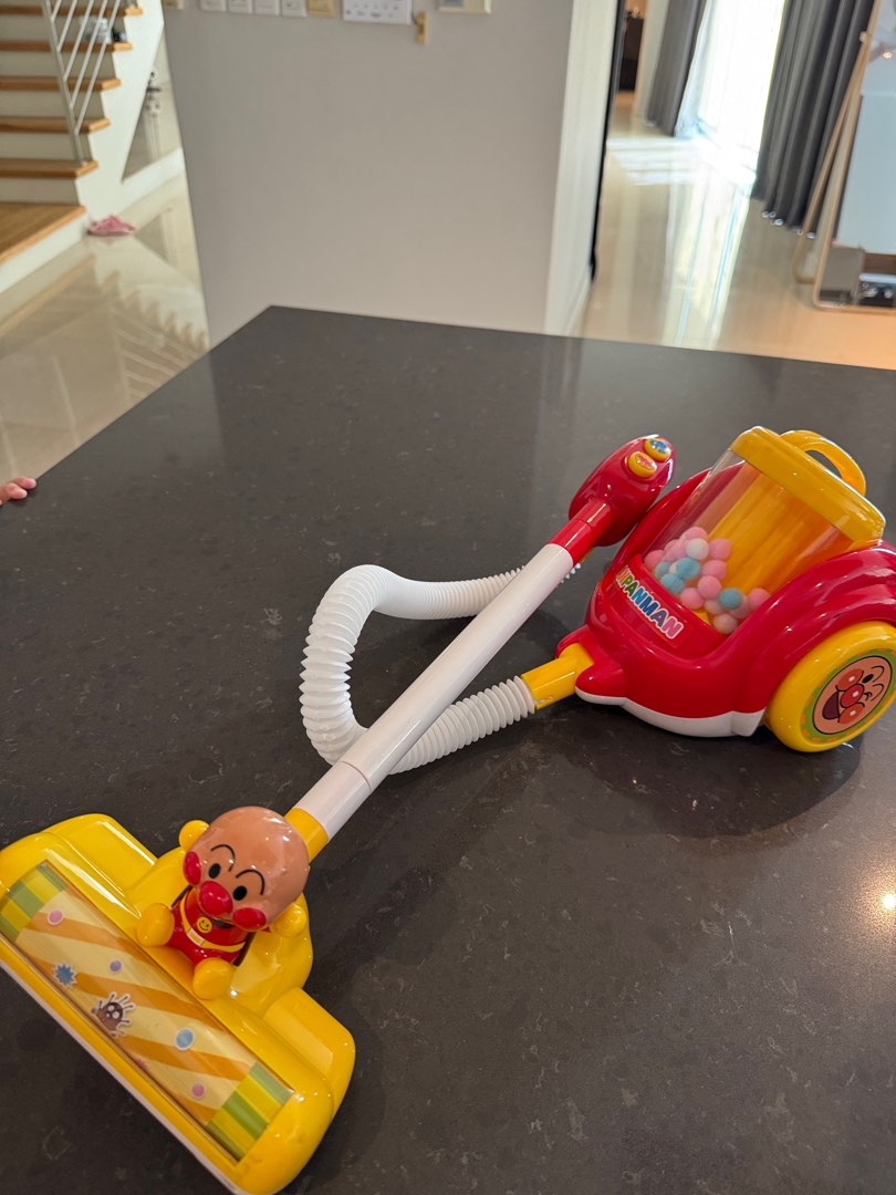 ANPANMAN SuiSui Pikatto - Aspirapolvere Giocattolo Per Bambini Da 3 Anni, Con Luci E Suoni, By Agatsuma
