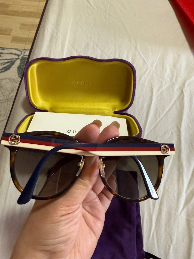 Auth Gucci sunglasses (Category: Sunglasses & Eyewear) located in Paranaque City. Submitted by egg_shells (Listing ID 1349622855, Image 2). Description: Comes complete No issues, almost new condition .