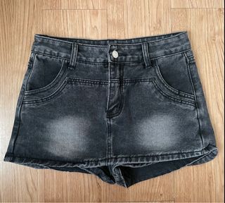(Category: ) located in . Submitted by decluttersph (Listing ID 1349578079, Image 1). Description: .