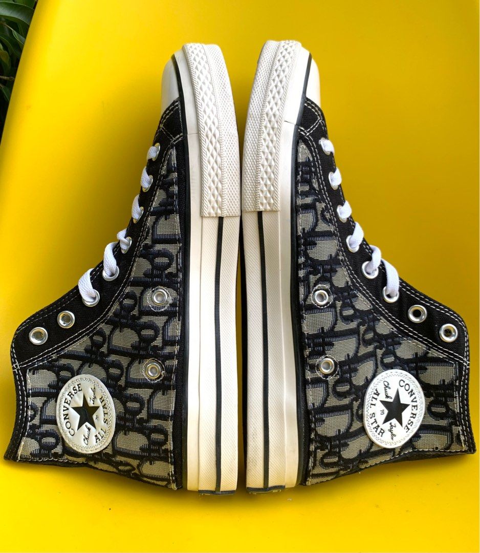 Converse (Category: Sneakers) located in Muar. Submitted by zulcollections (Listing ID 1349686173, Image 3). Description: Converse Black Label.