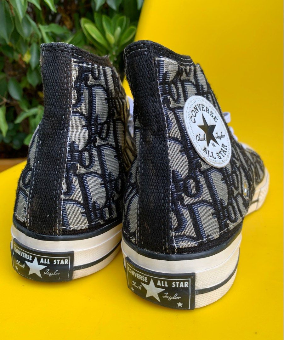 Converse (Category: Sneakers) located in Muar. Submitted by zulcollections (Listing ID 1349686173, Image 2). Description: Converse Black Label.