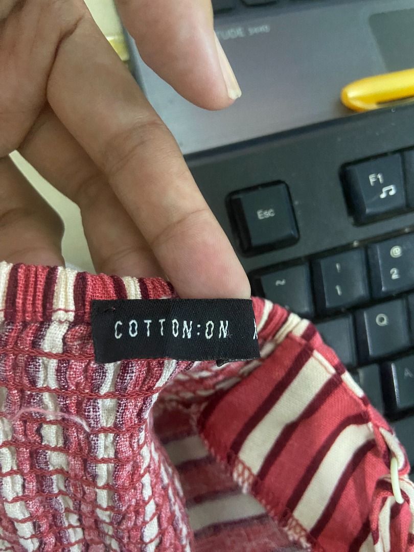 Cotton On linen dress (Category: Dresses) located in Cavite. Submitted by dmprelovedclothes (Listing ID 1349650732, Image 3). Description: 9/10 condition XS on tag but can fit to small- semi medium size DM for interested .