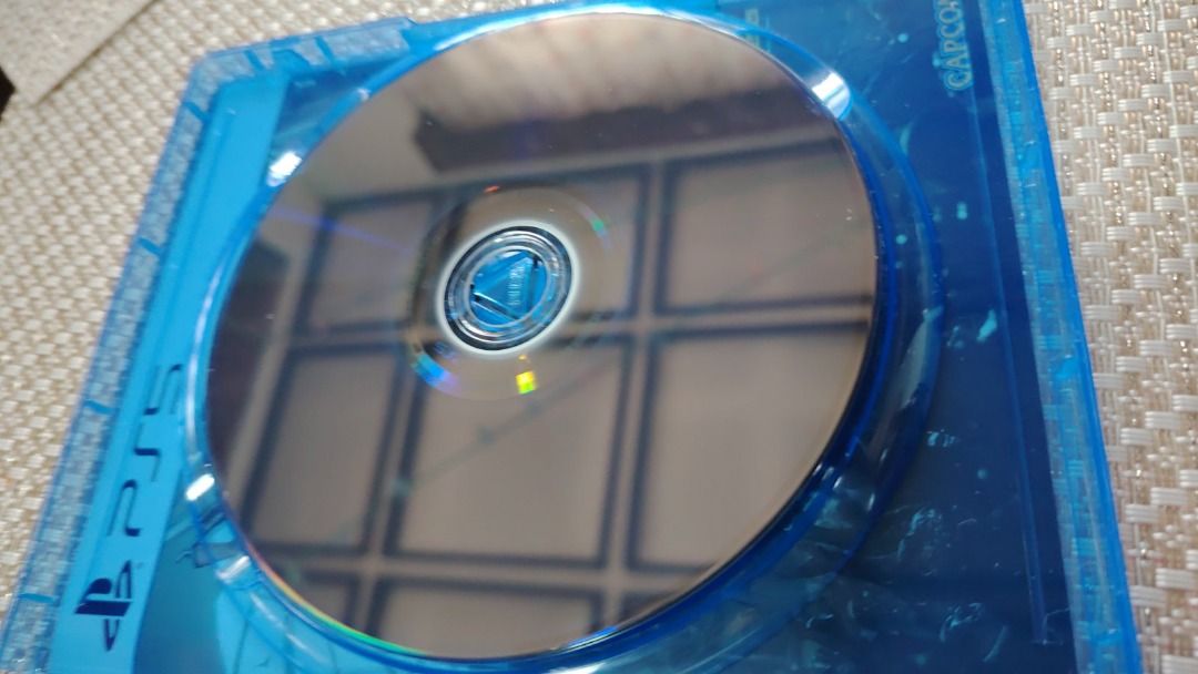 Dead Rising Deluze Remaster (Category: PlayStation) located in Quezon City. Submitted by hrgutierrez (Listing ID 1349640594, Image 2). Description: Like New condition, unused codes.