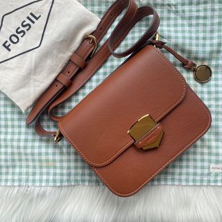 (Kategori: ) berada di . Dikirim oleh Starttothrift (ID iklan 1349682086, Gambar 1). Deskripsi: .
