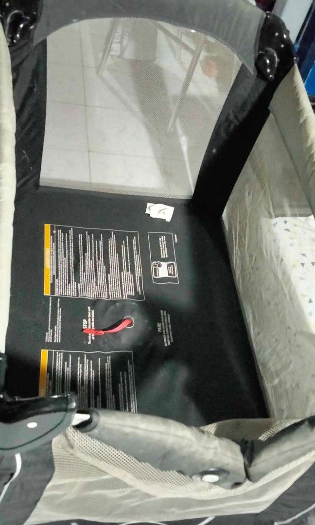 Crib/Graco Pack and Play Playpen (Category: Cots & Cribs) located in Malabon City. Submitted by phezrmalabrigo (Listing ID 1349572311, Image 3). Description: graco pack and play for sale used by my nephew 09329122054.
