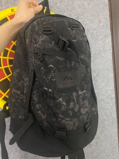 （分類：）位於 。 由 xiii- 提交（商品編號 1349715398，圖片 1）。簡介： 。