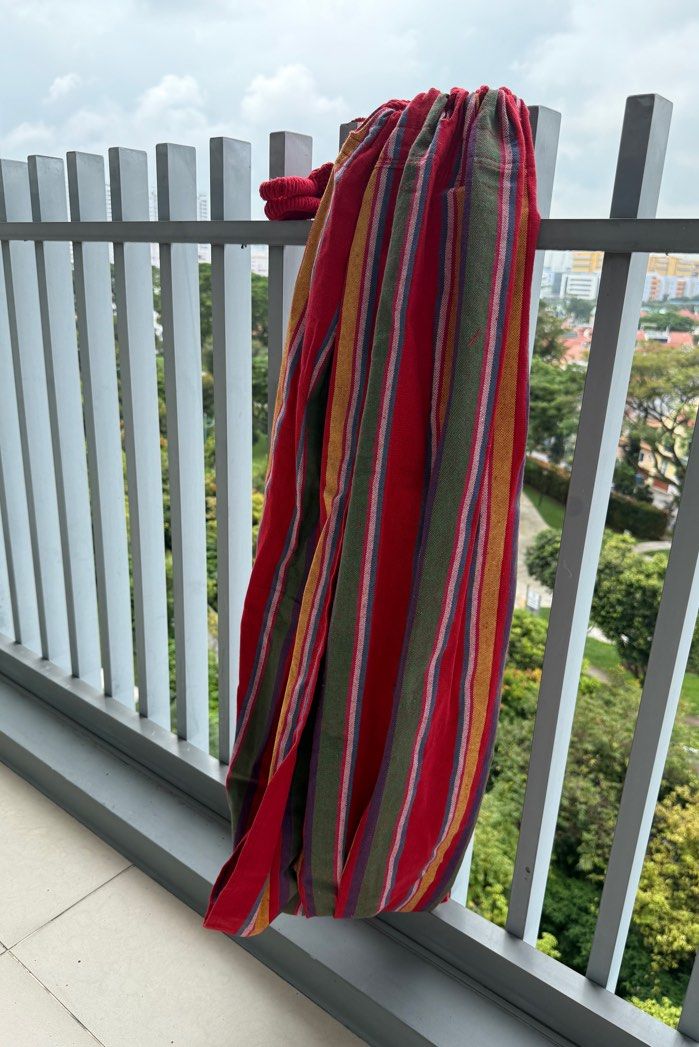 Hammock (Category: Outdoor Furniture) located in Singapore. Submitted by redsub68 (Listing ID 1349564962, Image 3). Description: Stylist Hammock Never used.