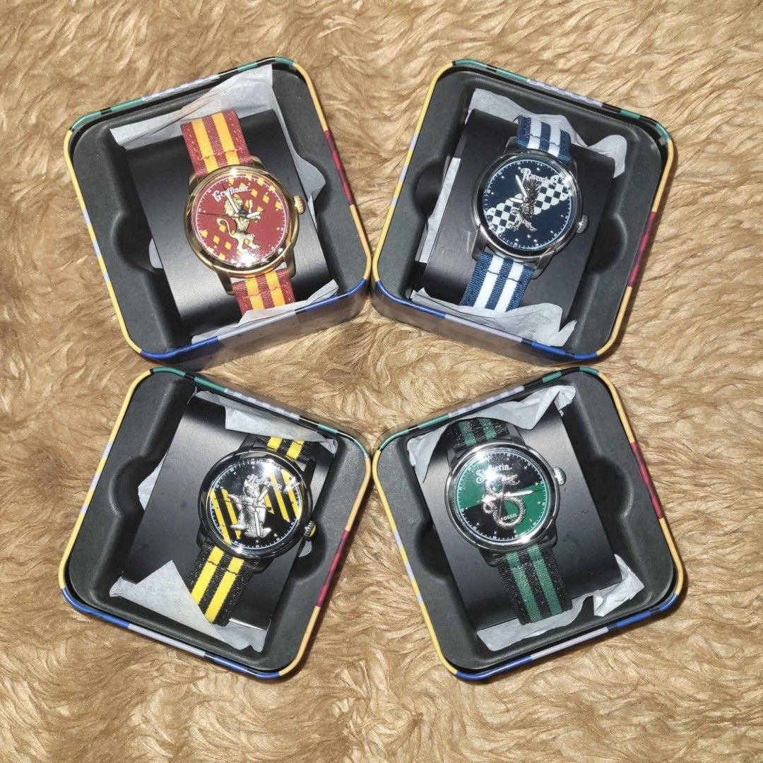Harry Potter Limited Edition Watch (Category: Men's Watches) located in Manila. Submitted by kenvic65327 (Listing ID 1349709924, Image 1). Description: Harry Potter Limited Edition Watch (Selling as Set).