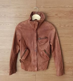 (Kategori: ) berada di . Dikirim oleh bellajay111736 (ID iklan 1349566740, Gambar 1). Deskripsi: .