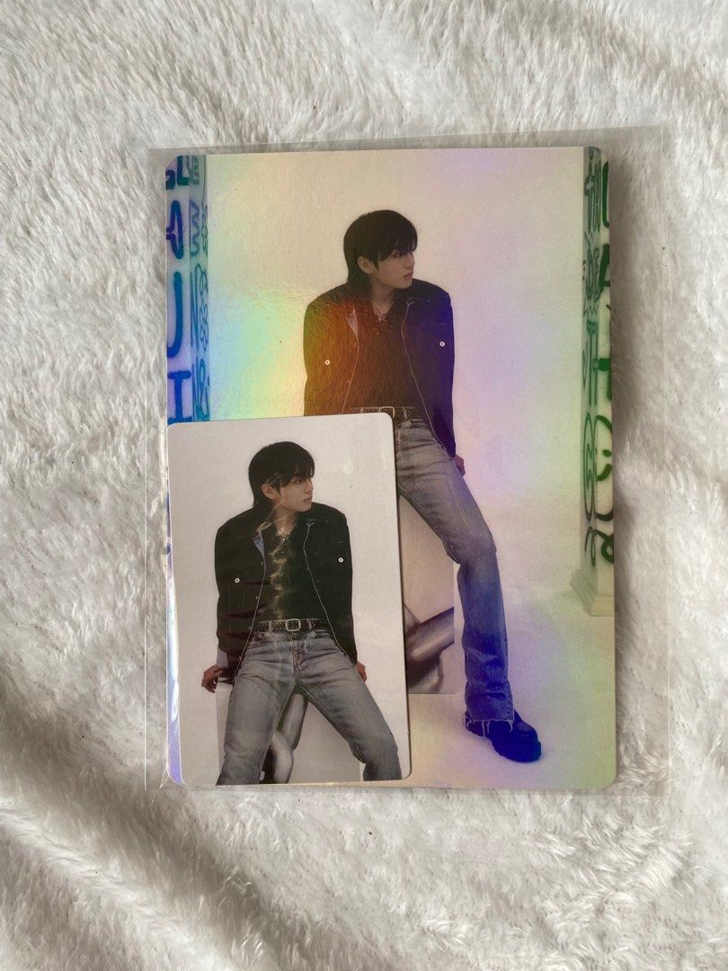 Jungkook Golden weverse POB (sealed) (Category: K-Wave Merchandise) located in Santa Rosa. Submitted by yhenny88 (Listing ID 1349613017, Image 1). Description: Msg for more photos Official Location: Sta. Rosa, Laguna RFS: quiting sale PAYO MOP: gcash MOD: J&T.