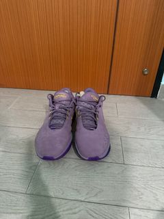 (Category: ) located in . Submitted by sneaker_dub (Listing ID 1349673631, Image 1). Description: .