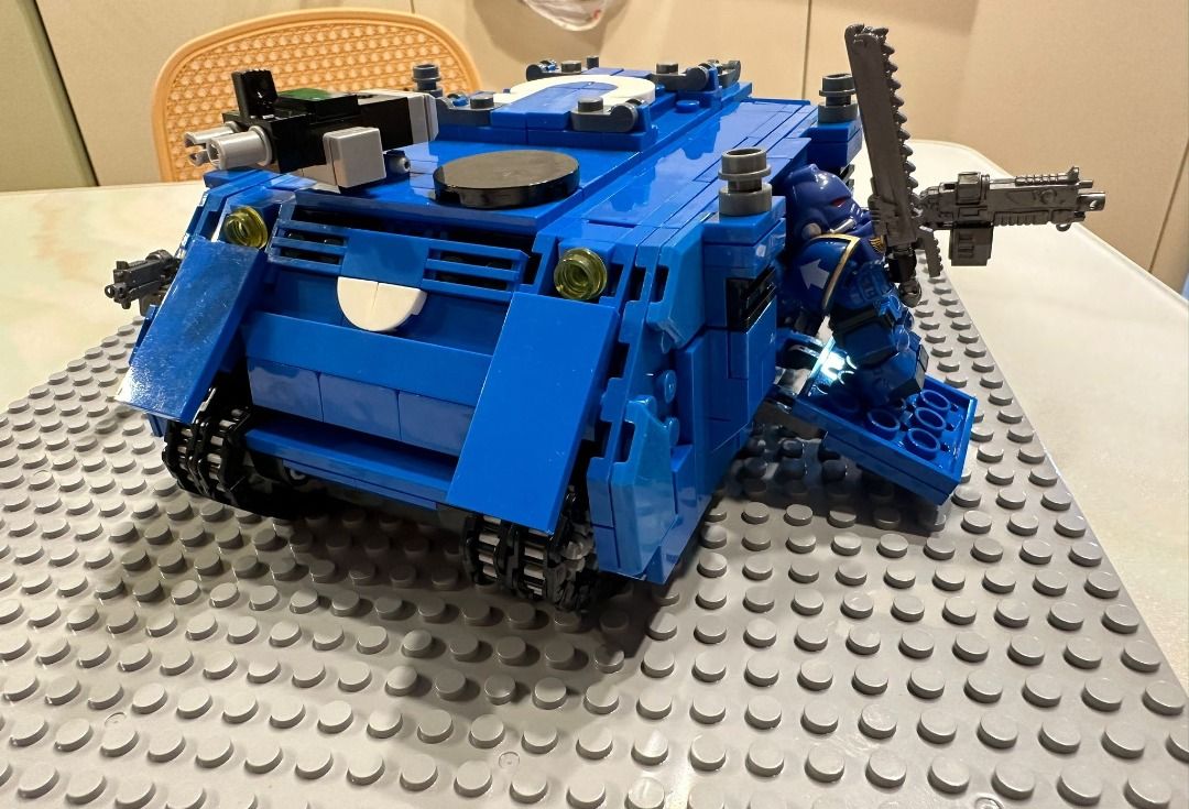 Lego compatible Rhino Armoured personnel carrier Ultramarines