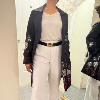 (Category: ) located in . Submitted by glam4less (Listing ID 1349726127, Image 1). Description: .