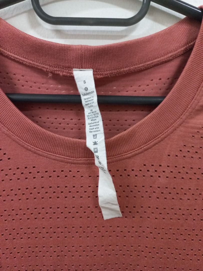 Lululemon Tank Dot 8 (Category: Activewear) located in Quezon City. Submitted by revivingstuff (Listing ID 1349659276, Image 3). Description: Dot 8 like new.