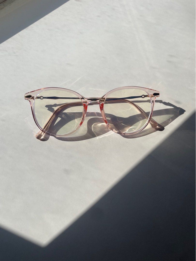 Metrosunnies Pink Glasses (Category: Sunglasses & Eyewear) located in Cavite. Submitted by _nicoffee (Listing ID 1349716581, Image 1). Description: -Eyeglass only no bag included.
