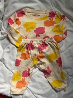 (Category: ) located in . Submitted by aylatipreloved (Listing ID 1349677050, Image 1). Description: .