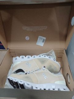 (Category: ) located in . Submitted by nikekicks01 (Listing ID 1349645560, Image 1). Description: .