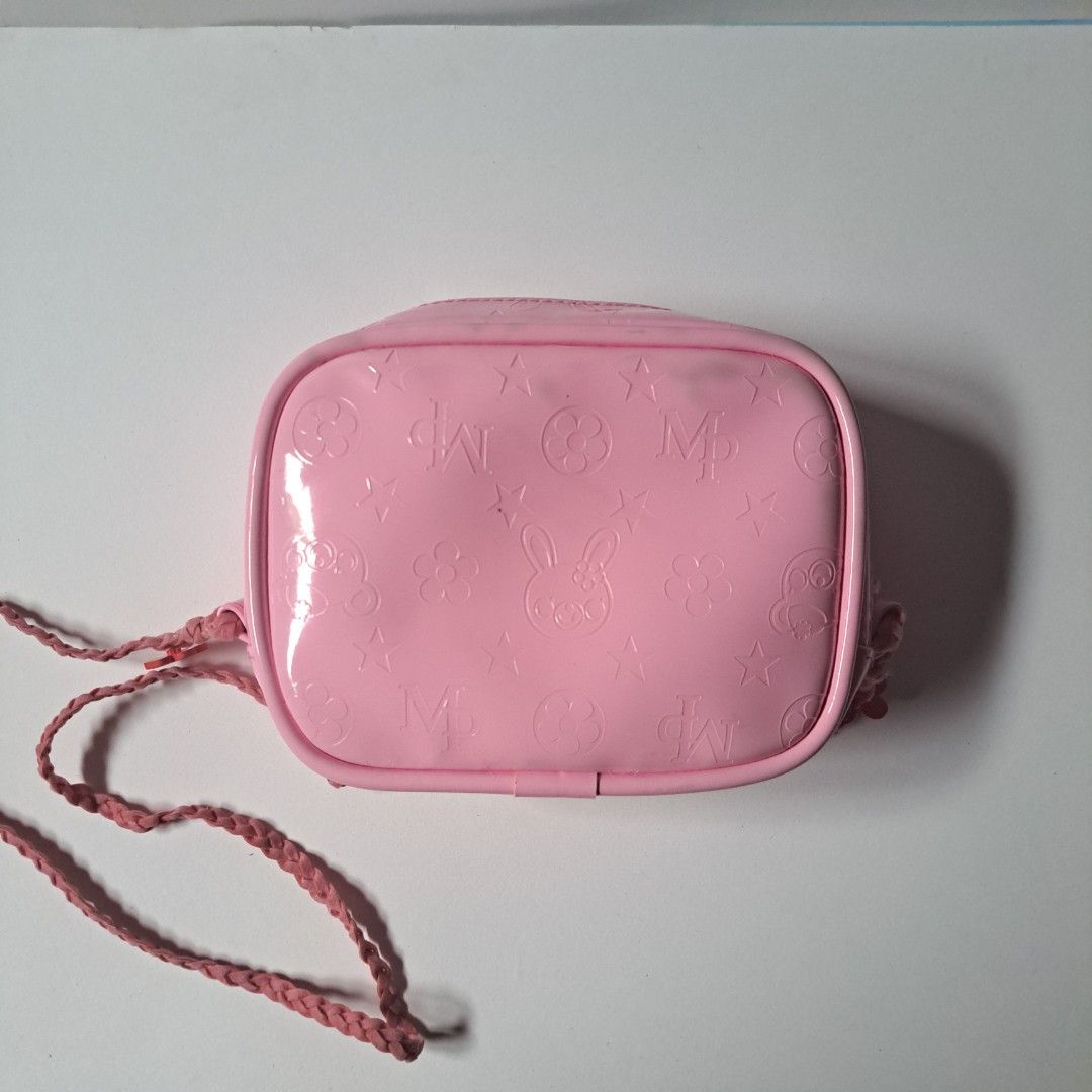 Pink mezzo piano sling bag (Category: Sling Bags) located in M'Lang. Submitted by ardinelle.finds (Listing ID 1349692013, Image 2). Description: .