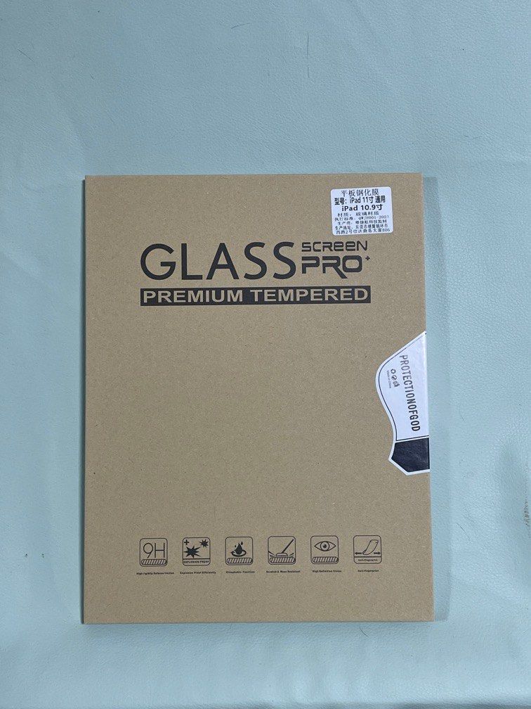 Screen protector (Category: Other Accessories) located in Singapore. Submitted by shortiehands (Listing ID 1349744273, Image 1). Description: For iPad 10.9 inch. Got free when I bought my casing..