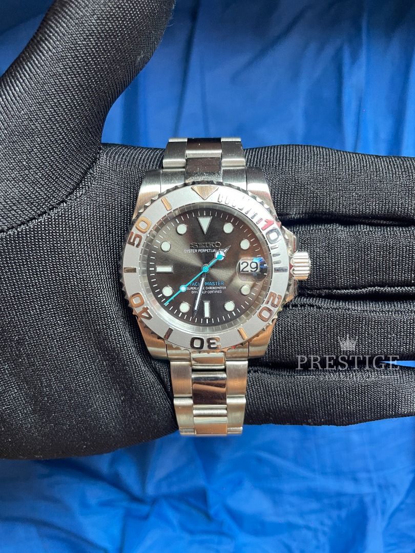 Seiko Mod Yacht-Master Rhodium (Category: Men's Watches) located in Pasig City. Submitted by zaphree (Listing ID 1349621125, Image 1). Description: Seiko Mod Yacht-Master Rhodium ✅ NH35A Automatic Seiko Japan Movement ✅Case Size 40mm ✅Oyster Bracelet ✅Sapphire Crystal Glass ✅With box and paperbag 🔥 Blue Luminous 💰 Price: 6,499 🚚 Shipping Nationwide 📩 DM us for inquiries or secure checkout links. Payment Options: Gcash, Bank transfers 🔗 Visit