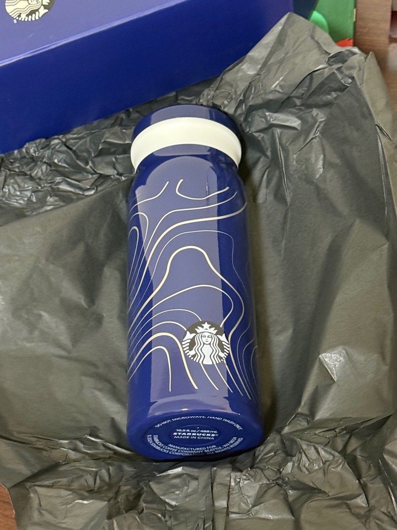 Starbucks 2024 tumbler (Category: Water Bottles & Tumblers) located in Pasig City. Submitted by perl2018 (Listing ID 1349722022, Image 2). Description: Brand new Starbucks tumbler RFS Don’t need Pick up Kapitolyo.