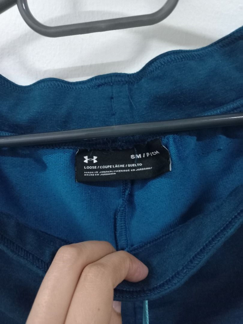 Under Armour Short (Category: Activewear) located in Quezon City. Submitted by revivingstuff (Listing ID 1349664640, Image 3). Description: .