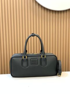 (Kategori: ) berada di . Dikirim oleh harukibutik (ID iklan 1349608652, Gambar 1). Deskripsi: .